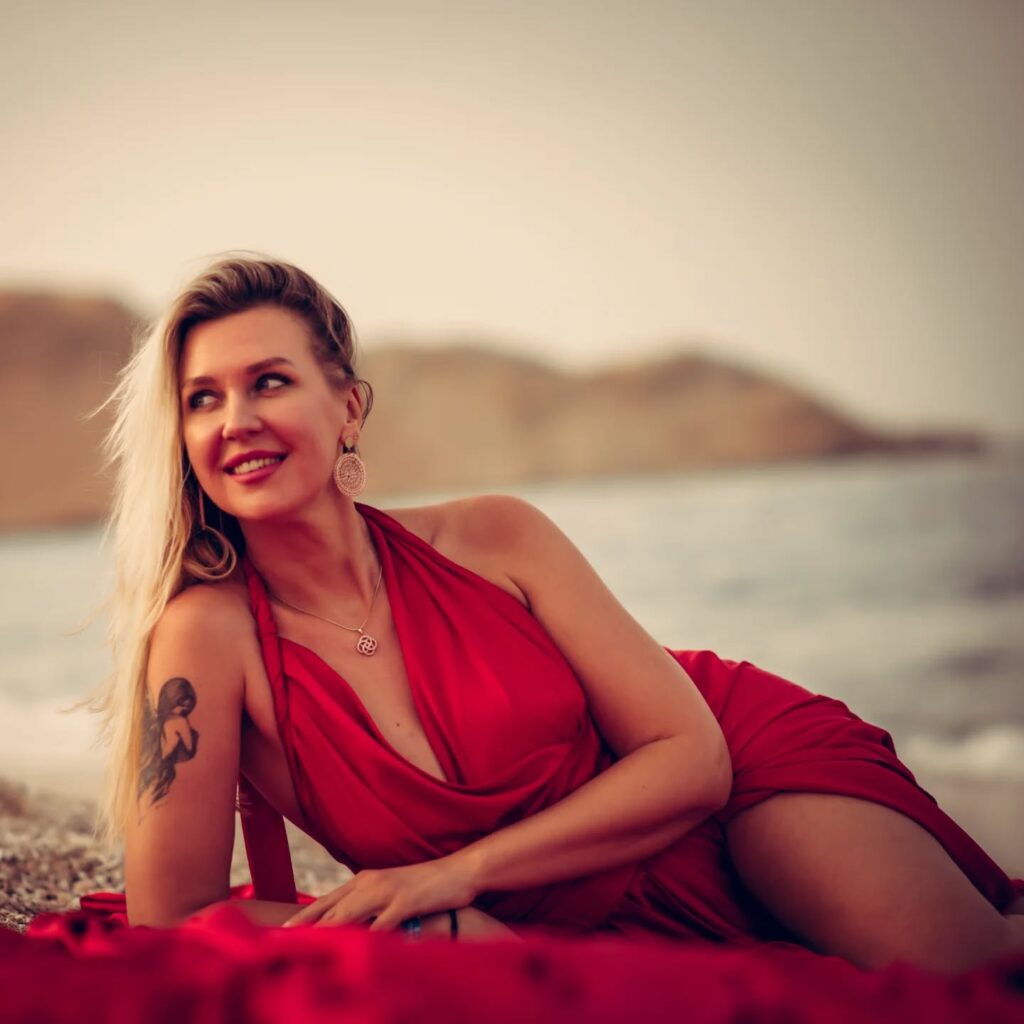 Instagram post from olena_pmu_wimpern. This post is in position 0.