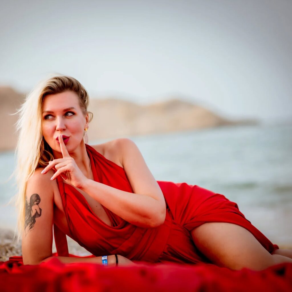 Instagram post from olena_pmu_wimpern. This post is in position 1.